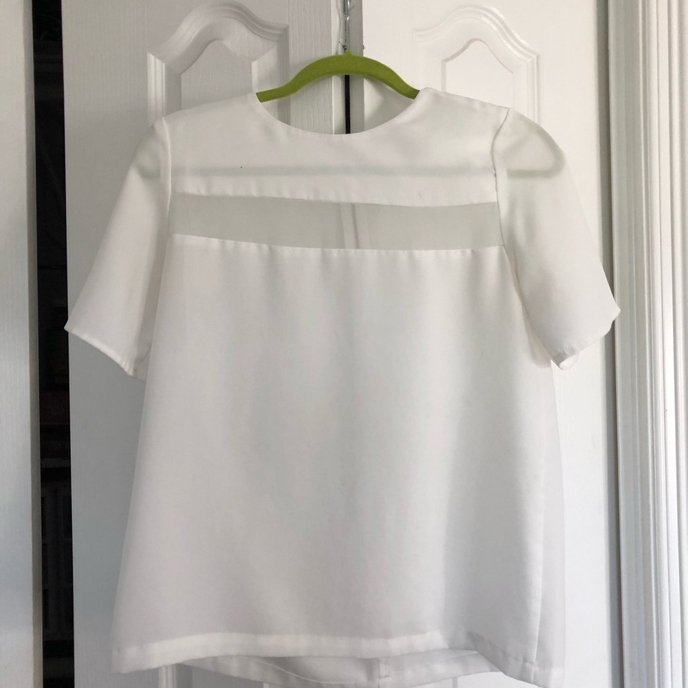 White chiffon top with zipper back illusion panel